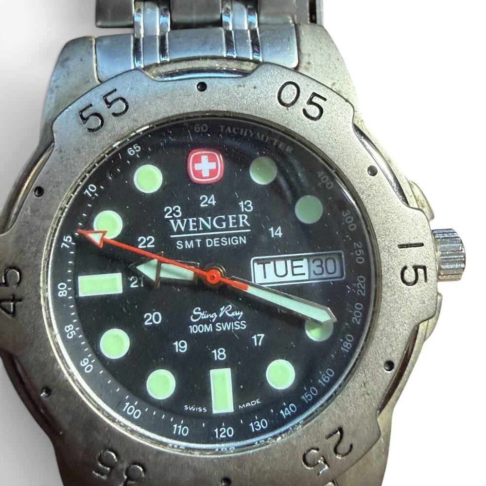 Wenger SMT Swiss Made Diver Men's Watch 200m Stainless Steel 091.0654